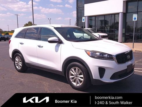 Used 2019 Kia Sorento FWD image 5