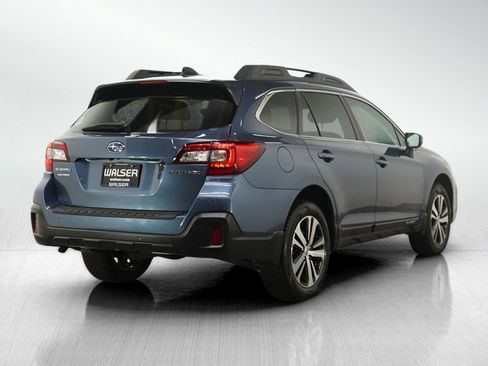 Used 2018 Subaru Outback 2.5i Limited AWD/4WD image 5