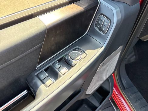 Used 2021 Ford F150 Lariat AWD/4WD image 17