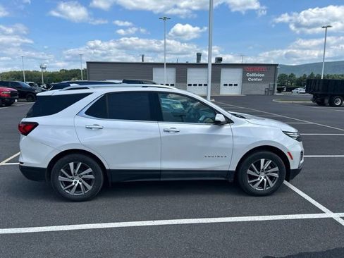 Used 2024 Chevrolet Equinox Premier AWD/4WD image 6