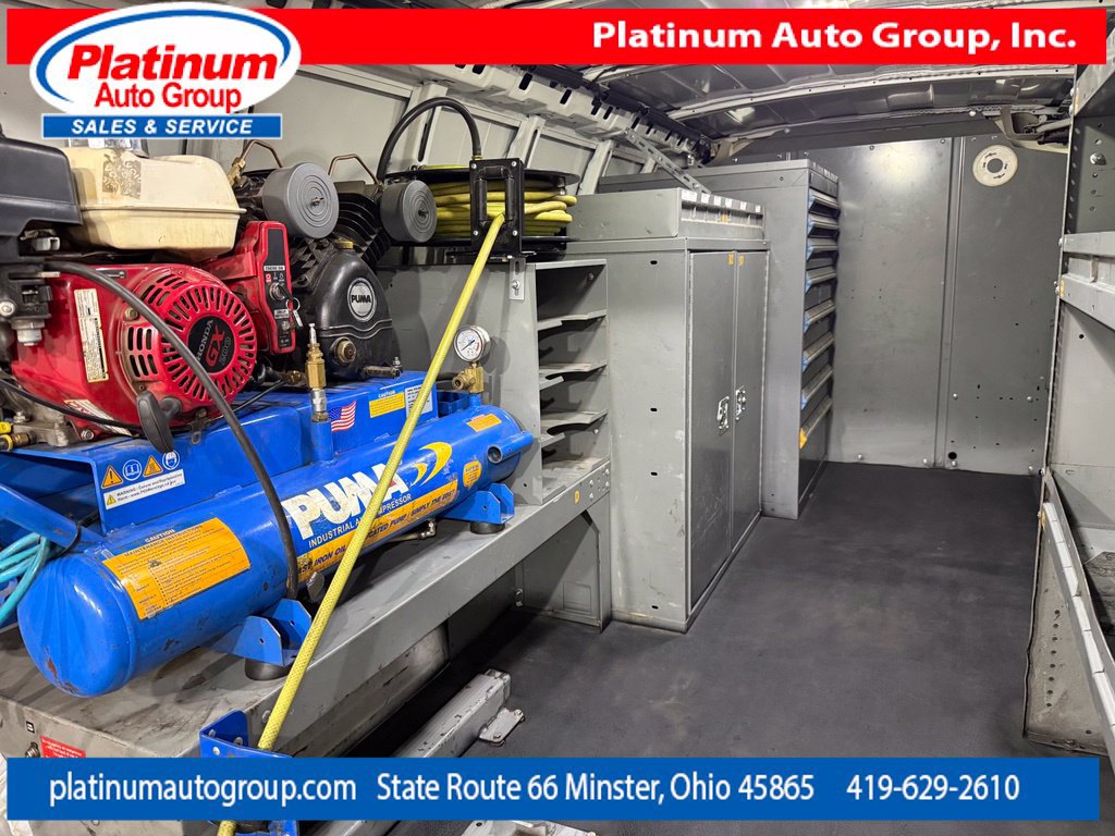 Used 2020 Chevrolet Express 3500 Extended w/ Driver Convenience Package RWD image 32