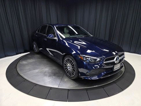 Used 2023 Mercedes-Benz C 300 4MATIC Sedan image 4