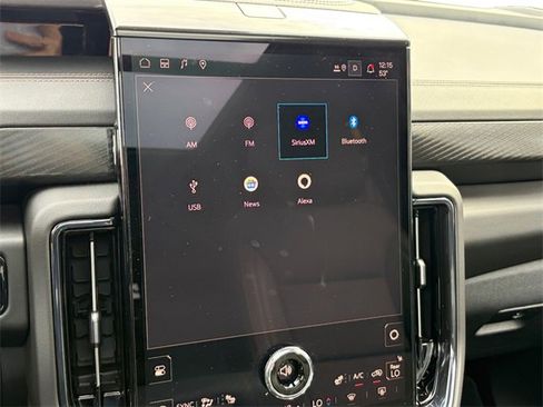 Used 2025 GMC Yukon AT4 w/ AT4 Premium Package image 14