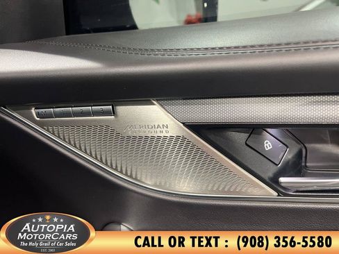 Used 2021 Jaguar F-PACE SVR AWD/4WD image 14