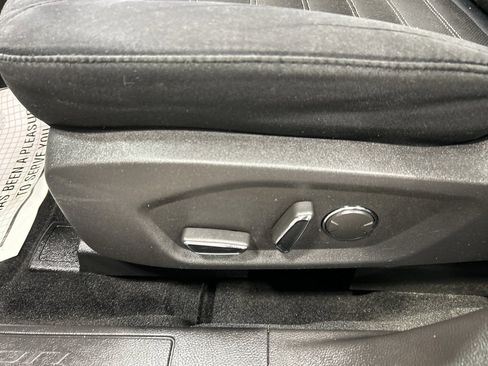 Used 2014 Ford Fusion SE image 13