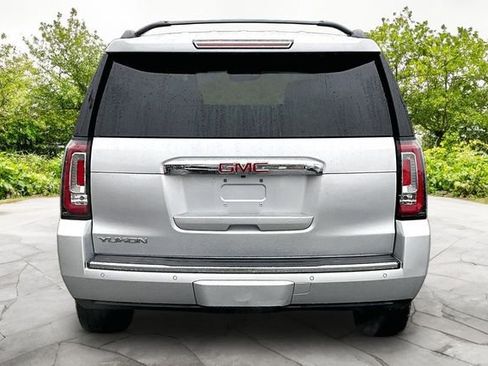Used 2016 GMC Yukon Denali w/ Open Road Package image 4