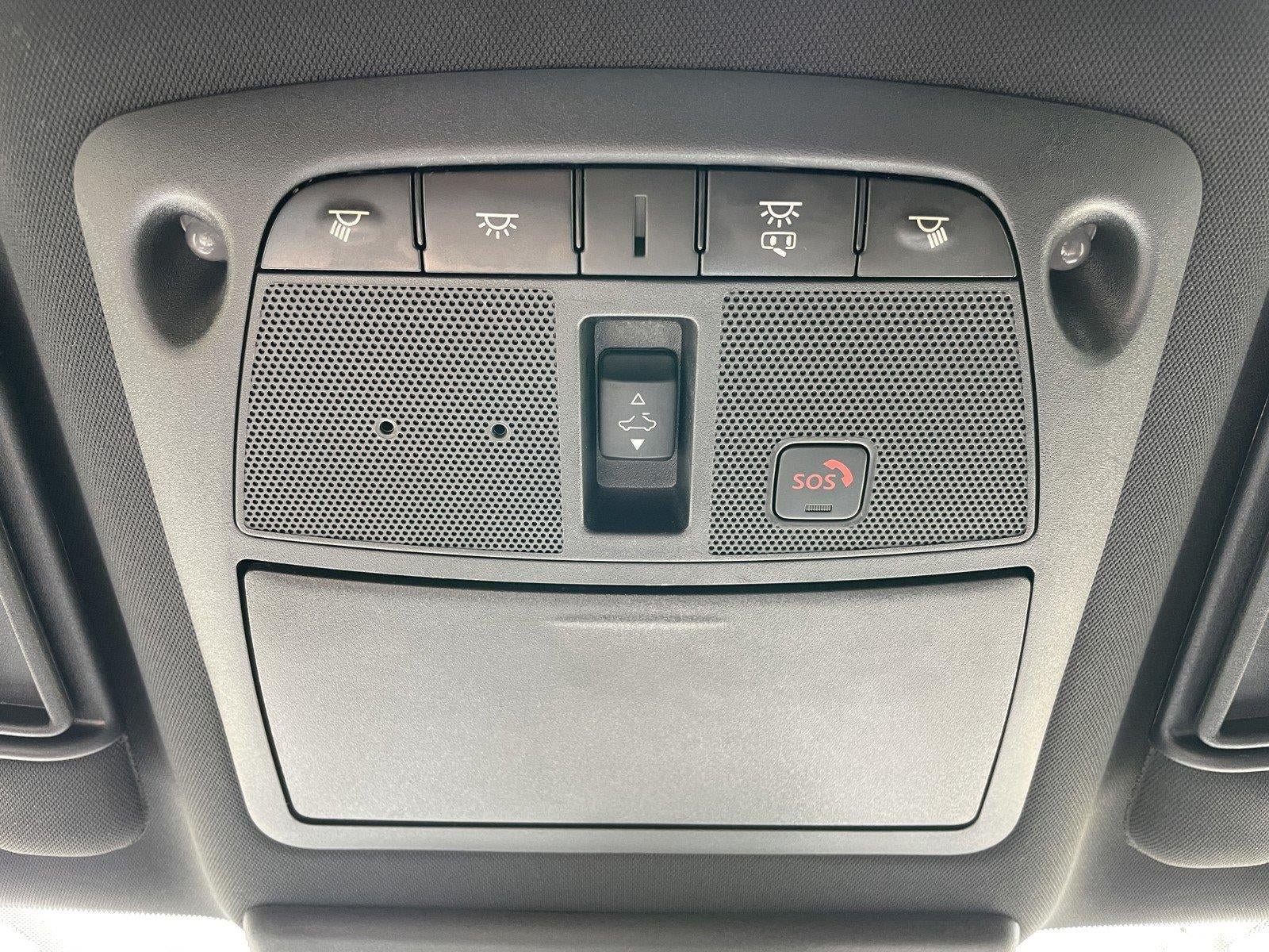 Used 2020 Nissan Armada Platinum w/ Platinum Reserve Package AWD/4WD image 34
