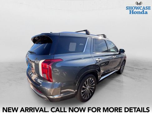 Used 2023 Hyundai Palisade Calligraphy w/ Cargo Package FWD image 5