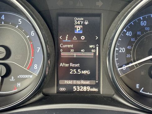 Used 2016 Scion iM Base image 21