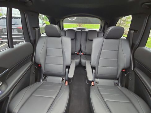 Certified 2025 Mercedes-Benz GLS 450 4MATIC image 11