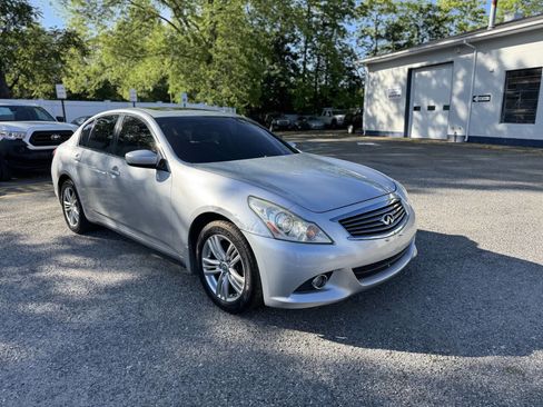 Used 2013 INFINITI G37 x Sedan w/ Premium Pkg image 5