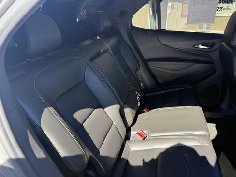 Used 2018 Chevrolet Equinox Premier image 47