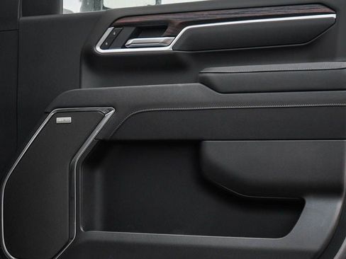 New 2026 GMC Sierra 2500 SLT w/ SLT Premium Package image 8