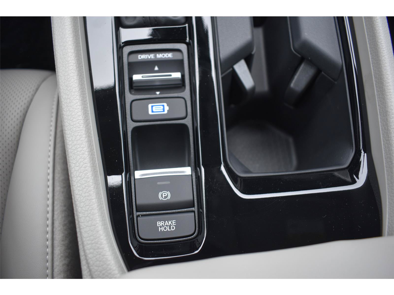 New 2026 Honda Accord Hybrid EX-L image 19