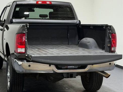 Used 2017 RAM 3500 Tradesman w/ Chrome Appearance Group AWD/4WD image 12