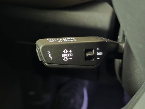 Certified 2025 Audi Q5 Prestige image 28