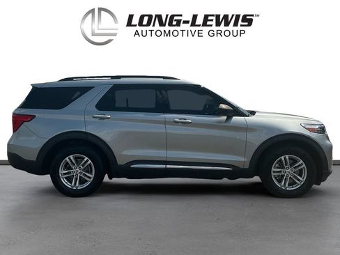 Certified 2020 Ford Explorer XLT RWD image 8