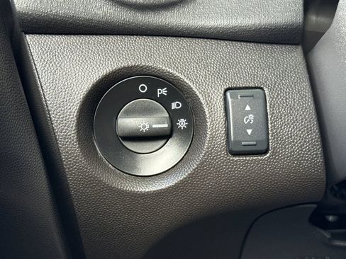 Used 2016 Ford Fiesta SE FWD image 27