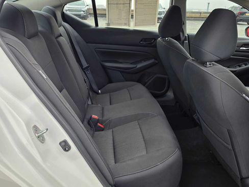 Used 2025 Nissan Altima 2.5 SV AWD/4WD image 12