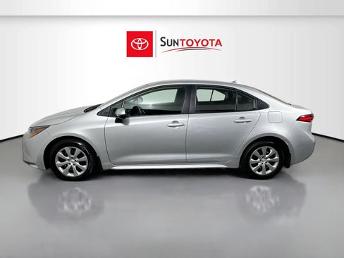 Used 2026 Toyota Corolla LE FWD image 7