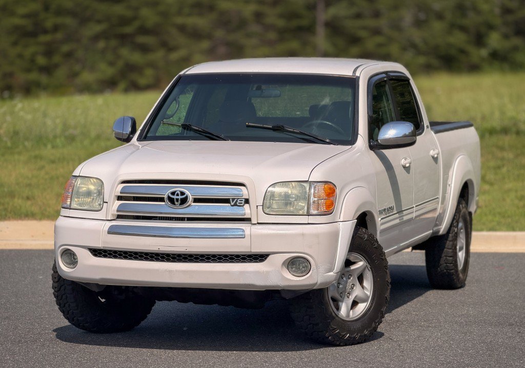 Used 2004 Toyota Tundra SR5 w/ TRD Off-Road Pkg AWD/4WD image 5