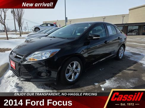 Used 2014 Ford Focus SE image 1