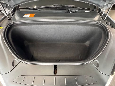 Used 2017 Tesla Model X 75D image 41