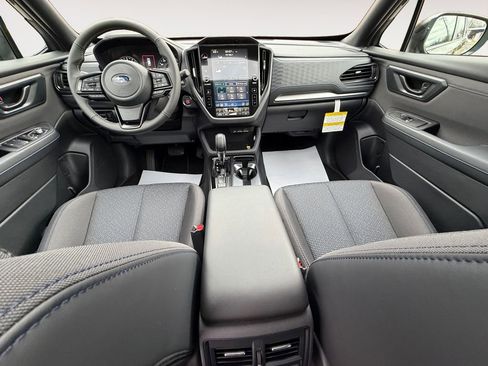 Used 2026 Subaru Forester Premium AWD/4WD image 18