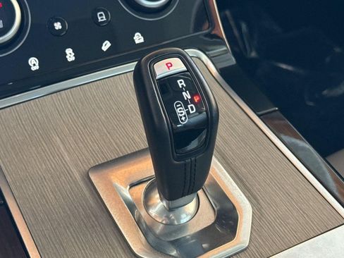 Certified 2023 Land Rover Range Rover Evoque SE AWD/4WD image 18