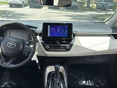 Used 2023 Toyota Corolla LE FWD image 13