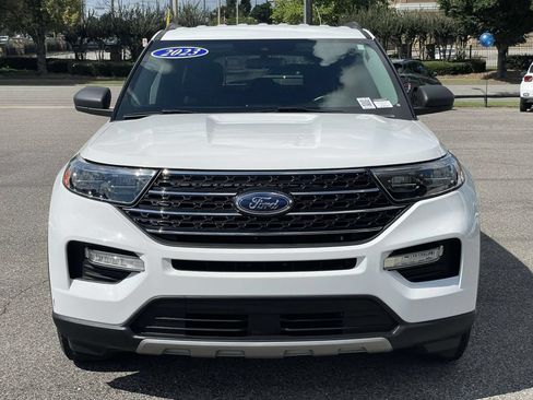Used 2023 Ford Explorer XLT w/ Equipment Group 202A RWD image 7