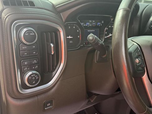 Used 2021 GMC Sierra 1500 Denali w/ Denali Premium Package AWD/4WD image 38