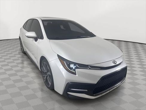 Certified 2022 Toyota Corolla SE w/ SE Premium Package FWD image 1