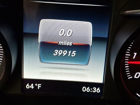 Used 2018 Mercedes-Benz C 300 4MATIC Cabriolet image 16