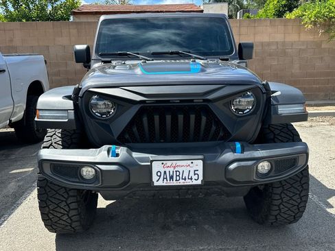 Used 2022 Jeep Wrangler Unlimited Rubicon 4xe image 3