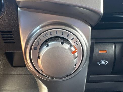 Used 2024 Toyota 4Runner SR5 AWD/4WD image 19