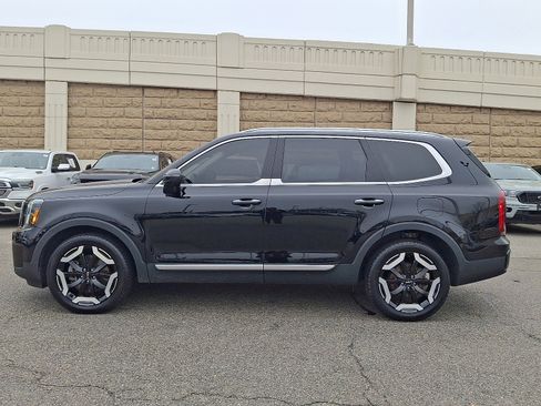 Used 2023 Kia Telluride S w/ S Sunroof Package image 7