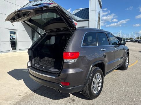 Used 2016 Jeep Grand Cherokee Limited w/ Luxury Group II AWD/4WD image 17