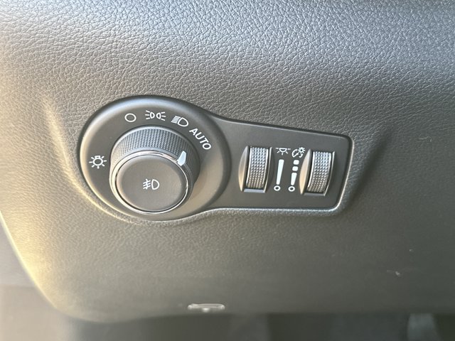 New 2026 Jeep Compass Limited AWD/4WD image 25