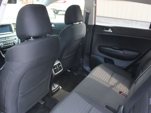 Used 2017 Kia Sportage LX w/ LX Popular Package AWD/4WD image 18