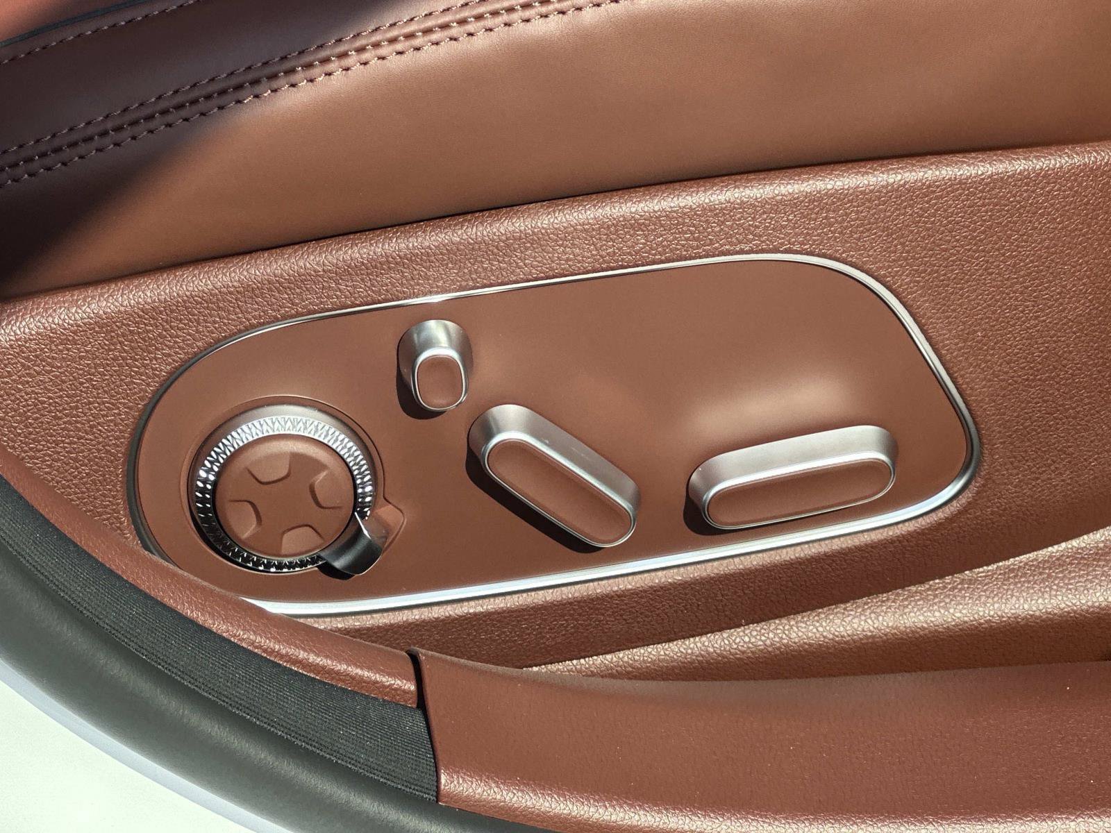 New 2026 Genesis G90 3.5T AWD/4WD image 30