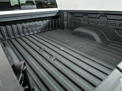 New 2026 GMC Sierra 2500 Denali w/ Technology Package AWD/4WD image 5