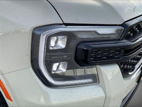 Certified 2025 Ford Ranger Lariat w/ Black Appearance Package AWD/4WD image 33