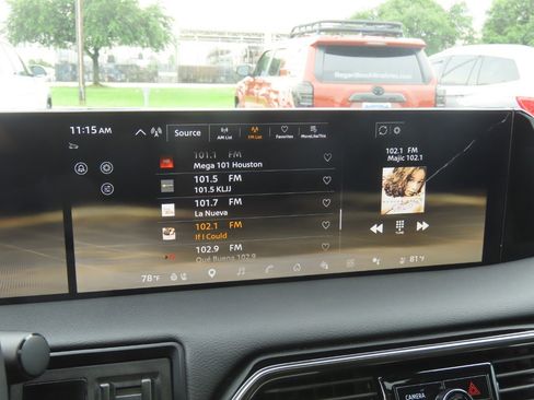 Used 2025 Nissan Armada PRO-4X w/ Pro-4X Premium Package AWD/4WD image 32