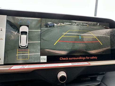 New 2026 Toyota Crown Signia image 27