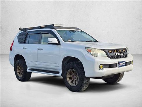 Used 2011 Lexus GX 460 w/ Comfort Plus Pkg AWD/4WD image 3