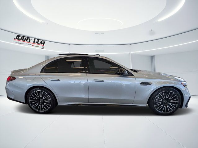 Used 2026 Mercedes-Benz E 53 AMG e 4MATIC Sedan image 2