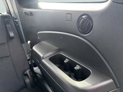 Used 2022 Honda Pilot Sport image 44