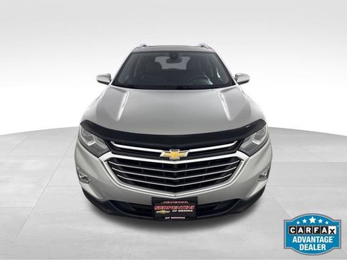 Used 2018 Chevrolet Equinox Premier AWD/4WD image 2