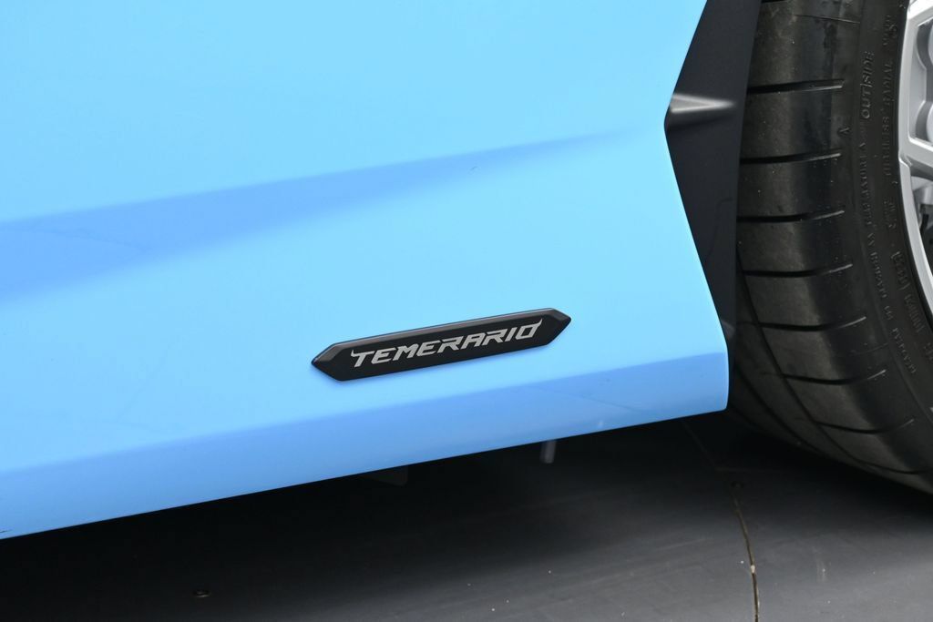 Used 2026 Lamborghini Temerario AWD/4WD image 13